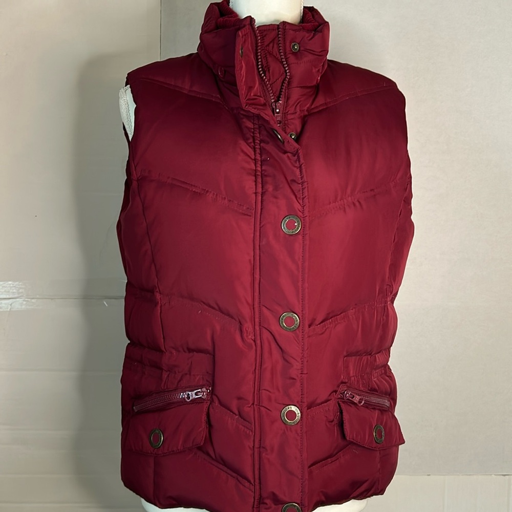Maurice’s Sleeveless Full Zip Snap Marroon Down/Feather Puffer Vest Sz L